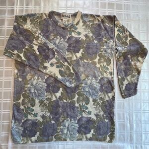 Beautiful wool and angora blend Italian sweater, Silvana G floral pattern